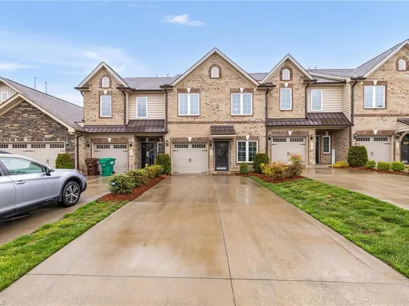 667 Stags Leap Ct, High Point, NC 27265