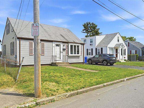 2nd image of 10 Jones Ave