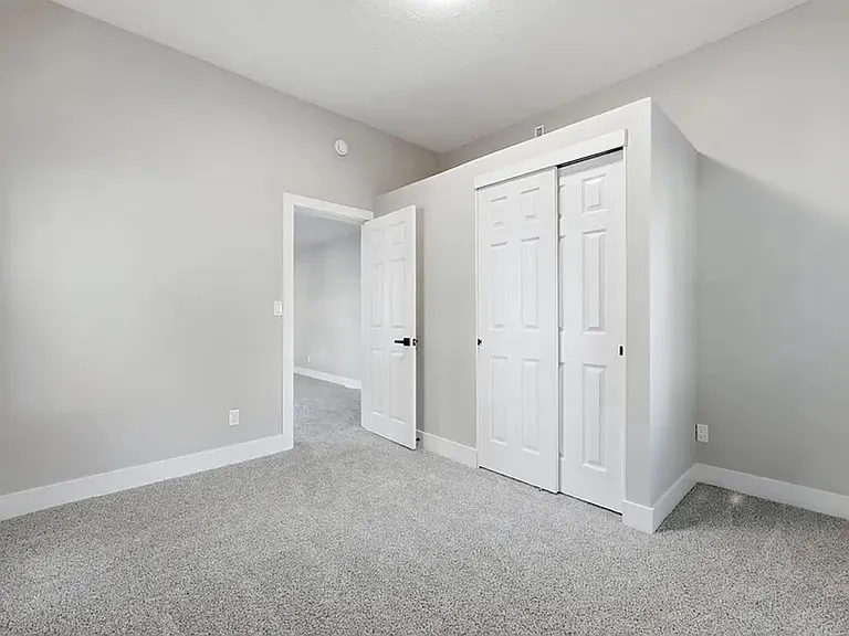 504 Harris St — Photo 17
