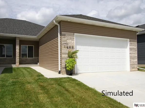 5818 S 95th St, Lincoln, NE 68526