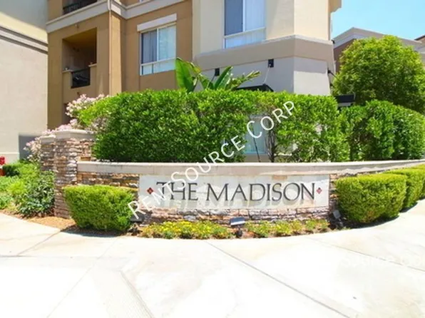 24595 Town Center Dr, Santa Clarita, CA