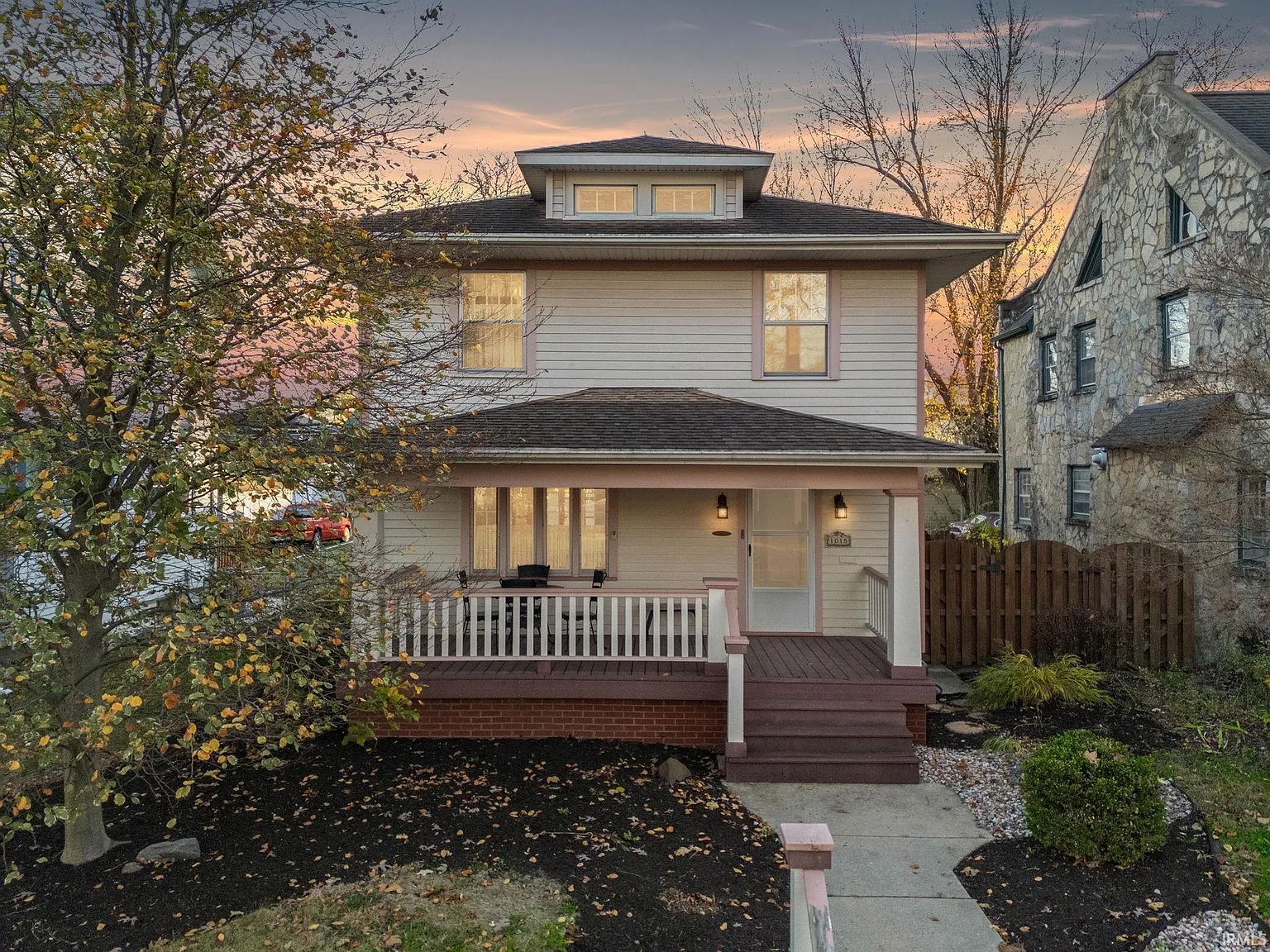 1015 Kinnaird Ave photo 1