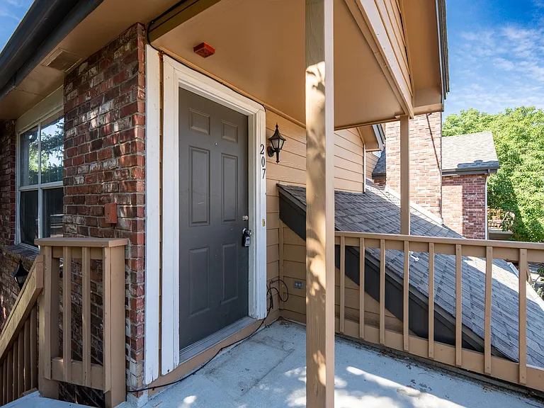 4943 S Carson St #207 — Photo 2