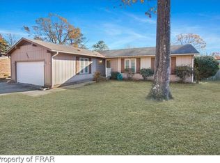 6407 Irvington Ct, Fayetteville, NC 28314