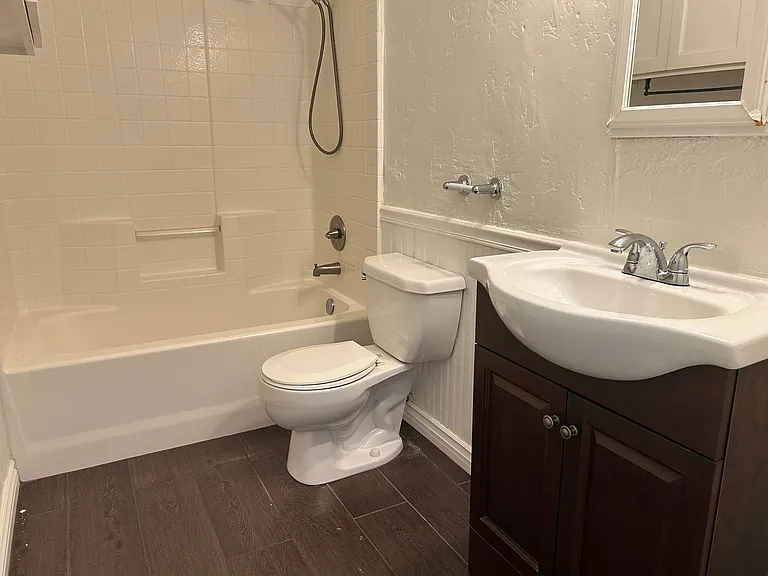 4007 Cypress Ln — Photo 12