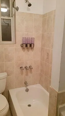 Rented by Richard Macias, LREB | media 137