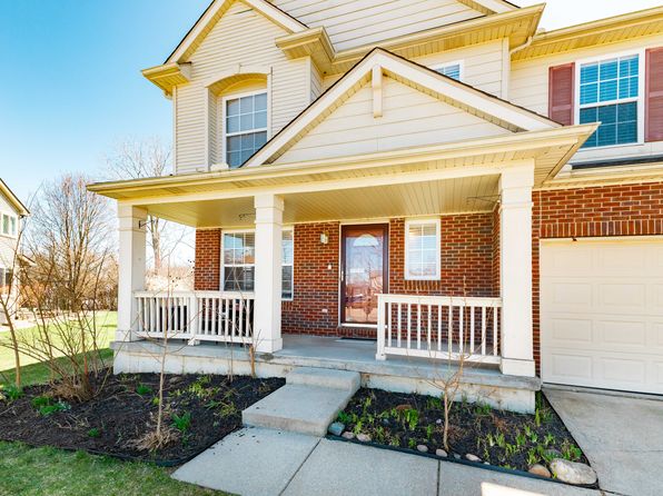 8262 S Warwick Ct, Ypsilanti, MI 48198