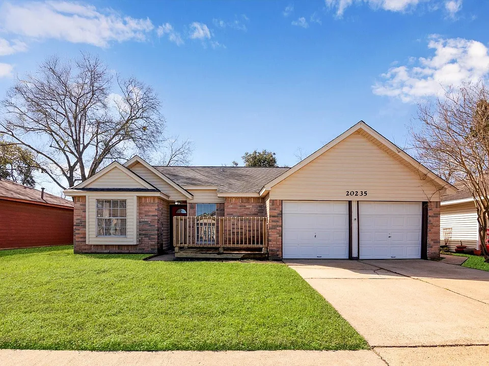 20235 Apache Gardens Ln