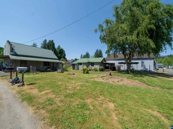 11377 Grove St SE, Stayton, OR 97383