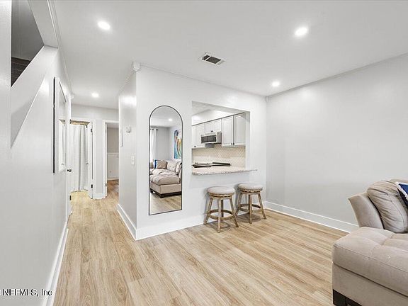 2nd image of 17 PONTE VEDRA Court #C