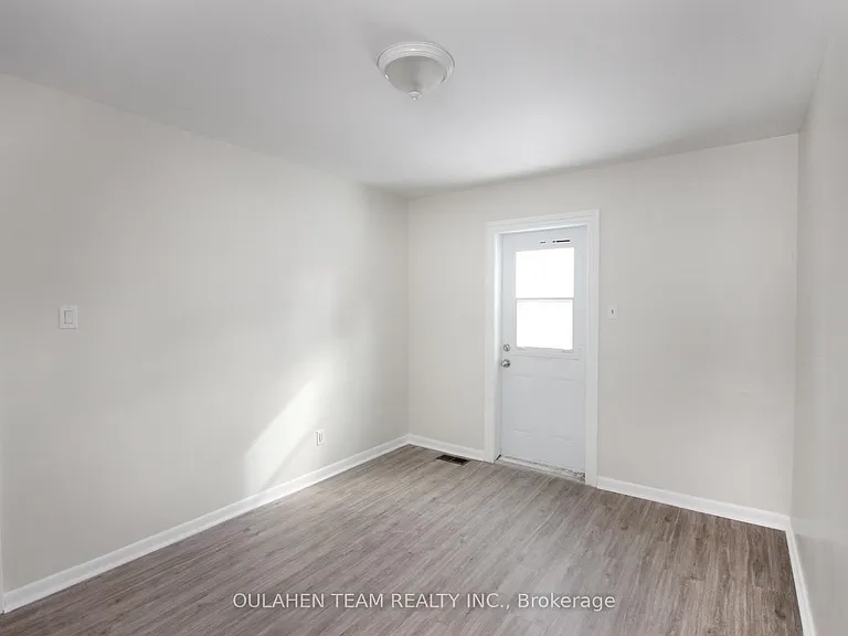 53 Glendora Ave — Photo 13