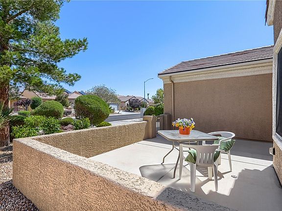3rd image of 2371 Mourning Warbler Ave