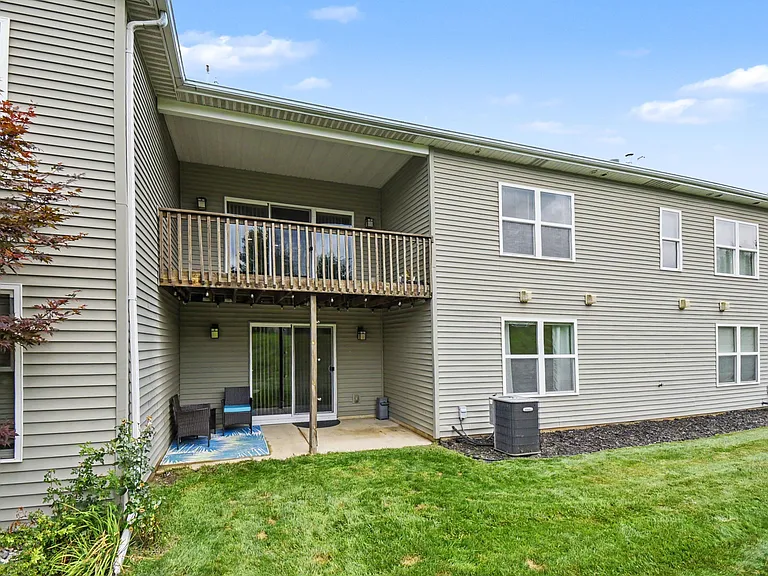 660 Braeside Dr SE — Photo 26