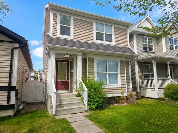 210 E Prestwick Cir SE, Calgary, AB T2Z 3X5