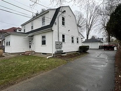 29 Newton Pl #2 — Photo 2