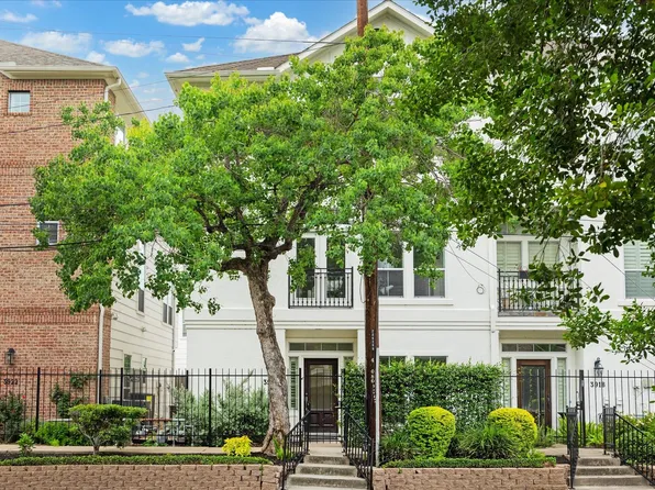 3920 Blossom St, Houston, TX 77007