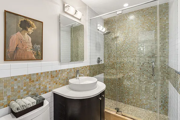 Sold by Compass | media 6