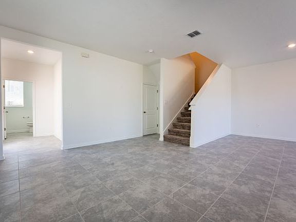 3rd image of 307 Nine Iron Dr #1