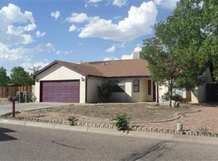 10208 Stratford Ave NW, Albuquerque, NM 87114