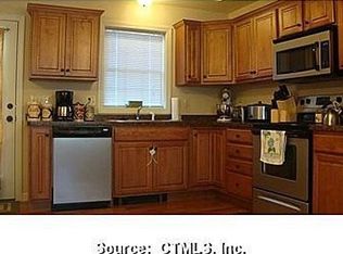 22 3rd St, Plainfield, CT 06374