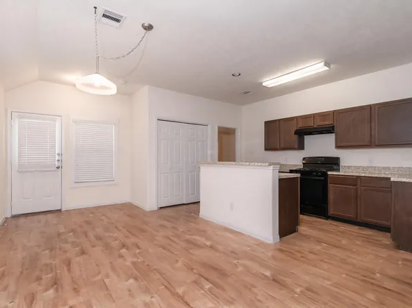 6210 Nunn St, Houston, TX 77087