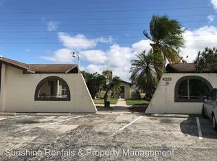 4215 SW Santa Barbara Pl APT 2, Cape Coral, FL 33914