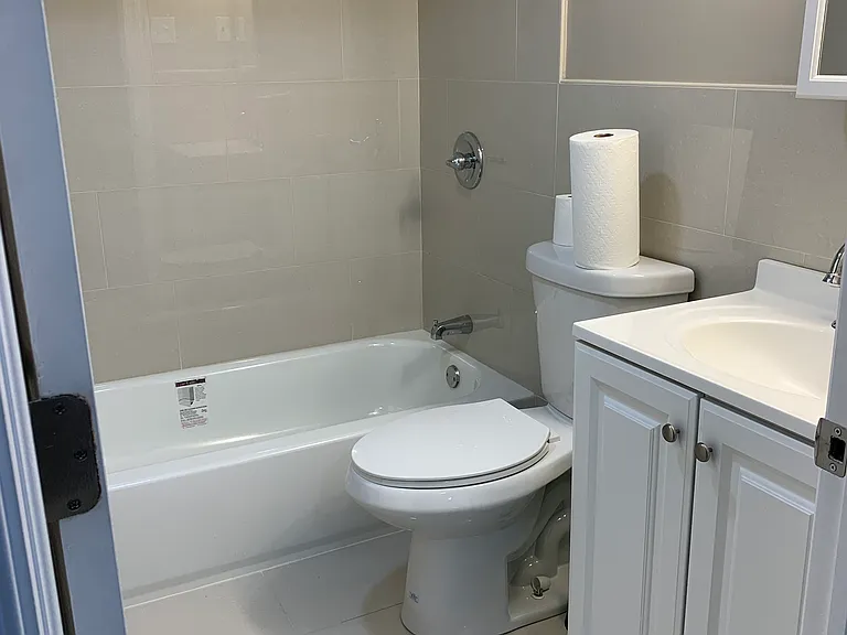 561 Bellmore Ave #561 — Photo 8