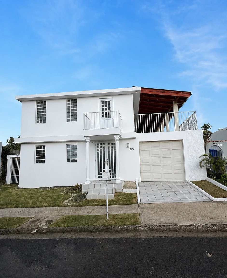 4 bed, 2000 sqft, $2,500 — Photo 1