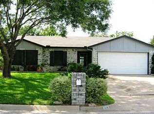 607 Dayton Rd, Mansfield, TX 76063