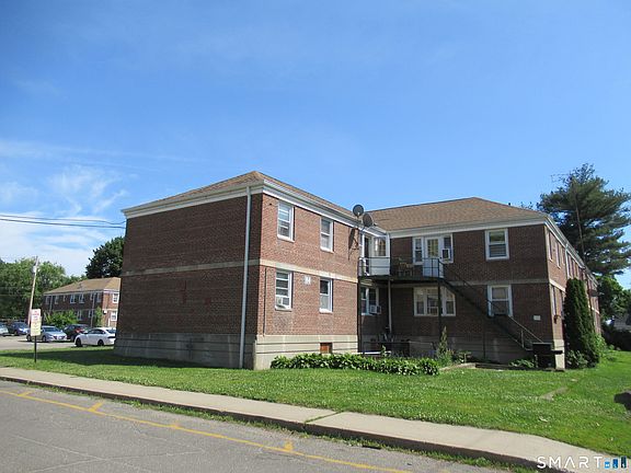 2nd image of 84 Canaan Court Bld. #84, Apt.#28