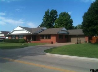 1342 S Johnson St, Enid, OK 73703