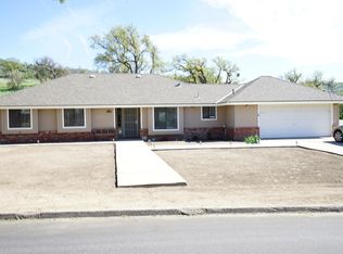 27760 Hialeah Dr, Tehachapi, CA 93561