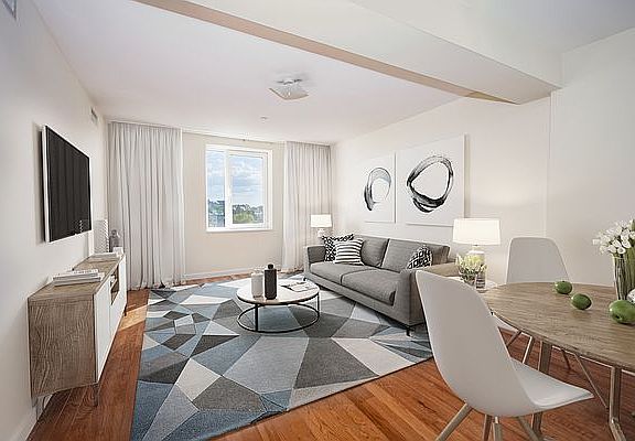 3rd image of 960 Willoughby Ave APT 4E