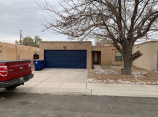 6327 Dona Linda Pl NW, Albuquerque, NM 87120