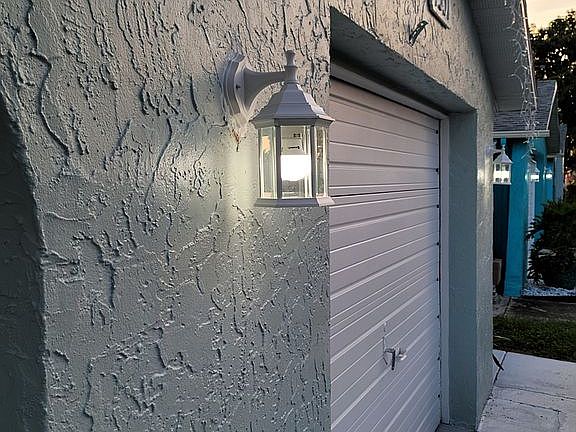 New matching Outside lights 