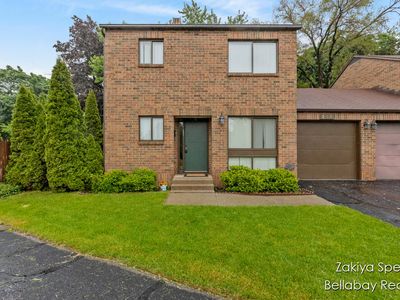 257 Heritage Commons St SE, Grand Rapids, MI, 49503