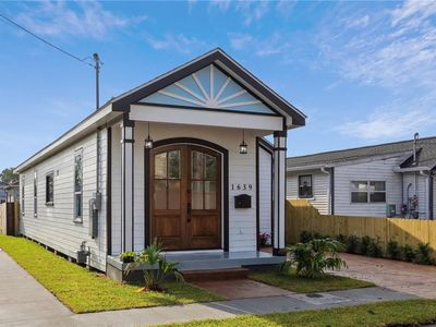 1639 Independence St, New Orleans, LA, 70117