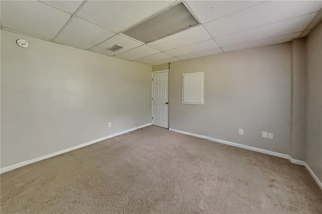 3 bed, 2.5 bath, 1493 sqft, $1,875 — Photo 4