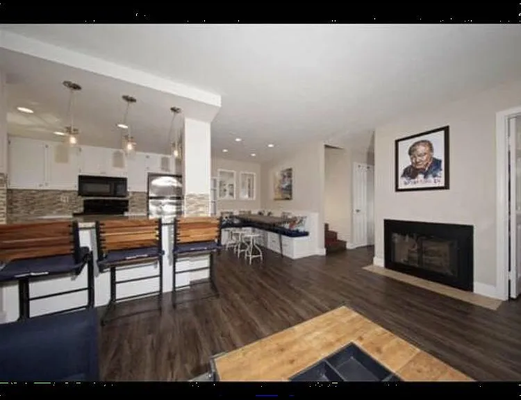 1860 Pacific Beach Dr #1 — Photo 1