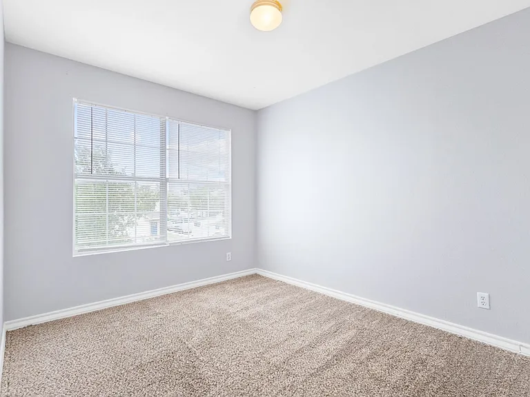 5002 Summit Wood #4 — Photo 18