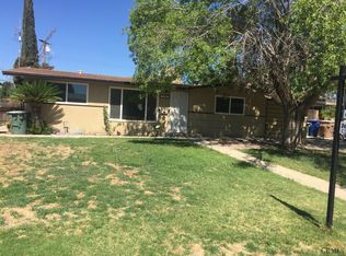 2704 Hollins St, Bakersfield, CA 93305
