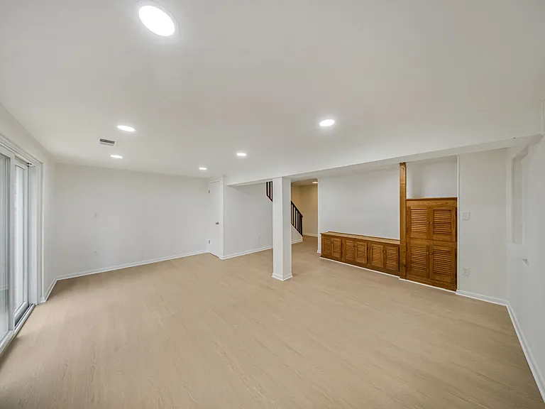 68 Orchard Dr — Photo 19