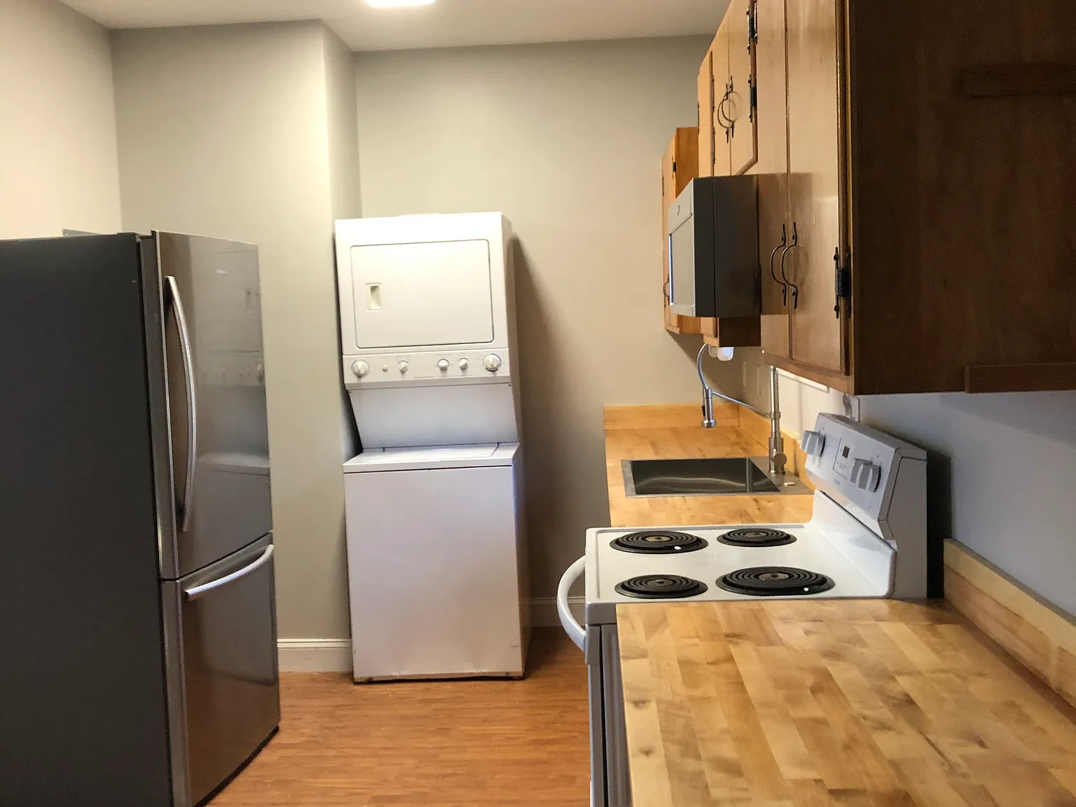 9 Beacon St — Photo 1