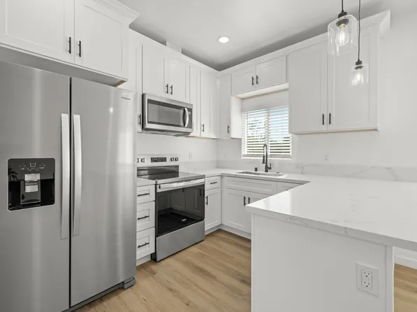 6402 Shane Pl #1, San Diego, CA 92115