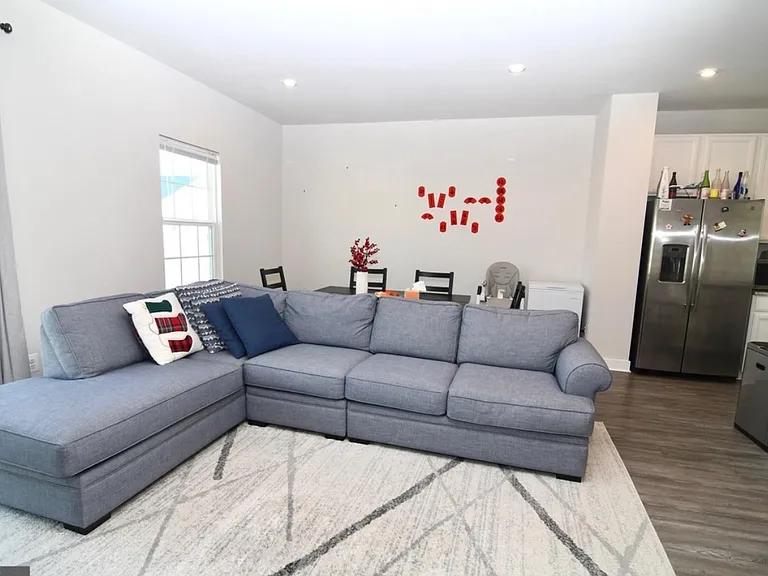615 Judy Way — Photo 15