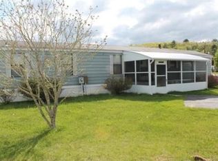 209 Park Cir, Sturbridge, MA 01566