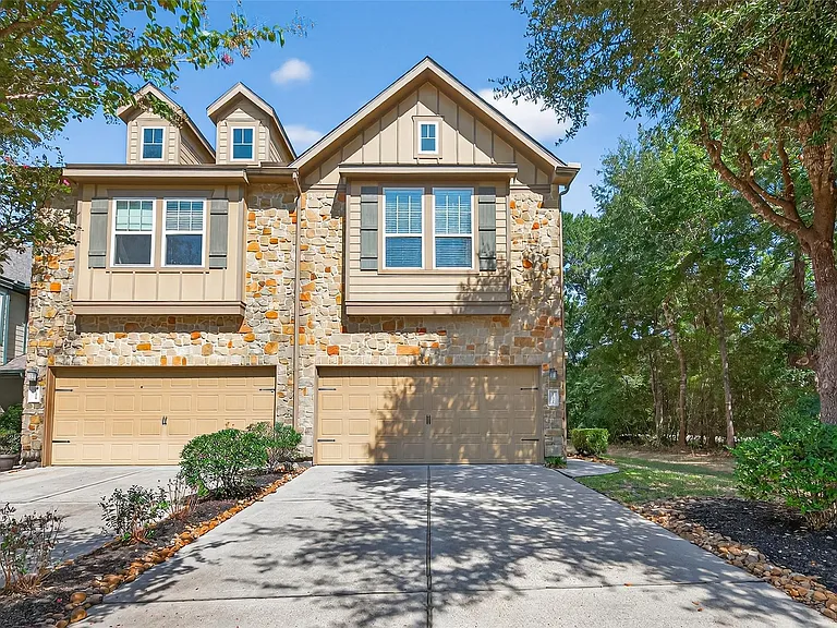 137 Cheswood Manor Dr — Photo 4