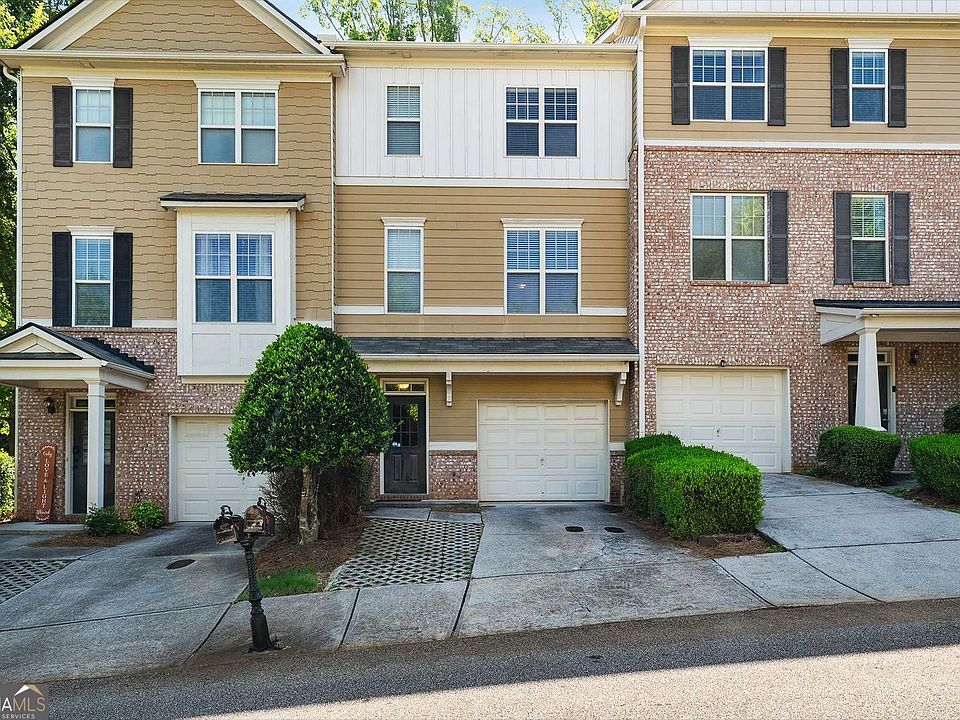 1st image of 1798 Oakbrook Ln NW #8