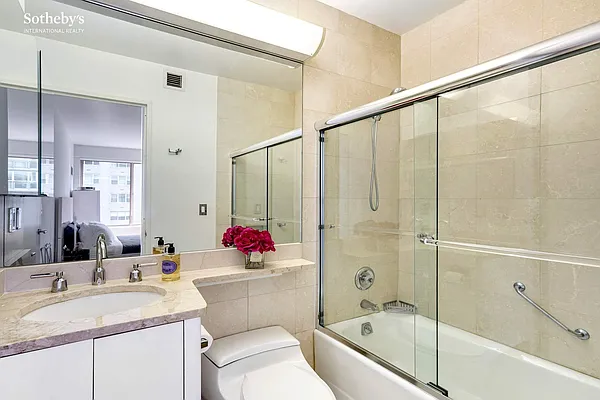 Rented by Sotheby's International Realty | media 7