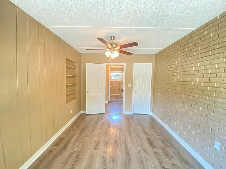 908 Teatro Ct — Photo 16
